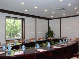 Fragrant Hill Hotel Beijing Exterior photo
