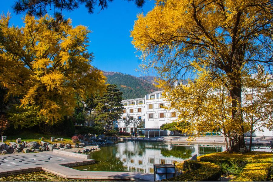 Fragrant Hill Hotel Beijing Exterior photo